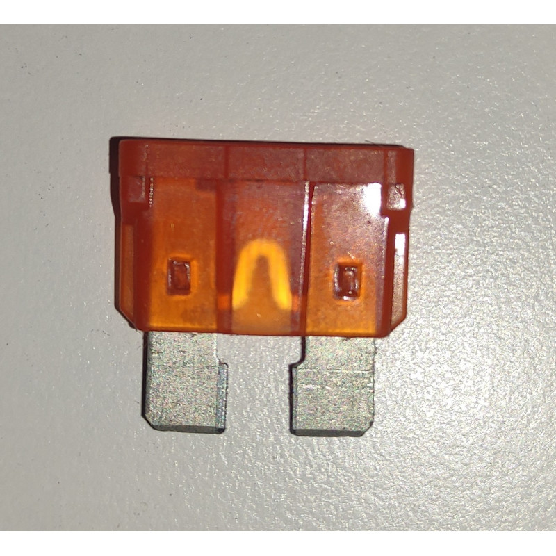 Fusible 25A (Chargeur 12V)